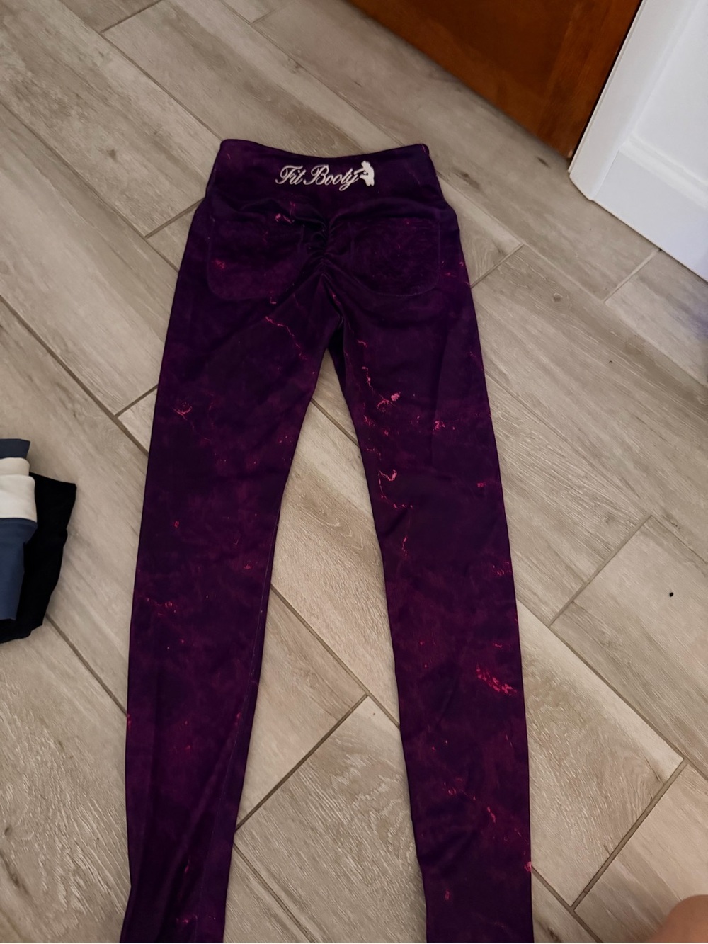 FitBooty Women's Purple Tie-Dye High-Waist Leggings